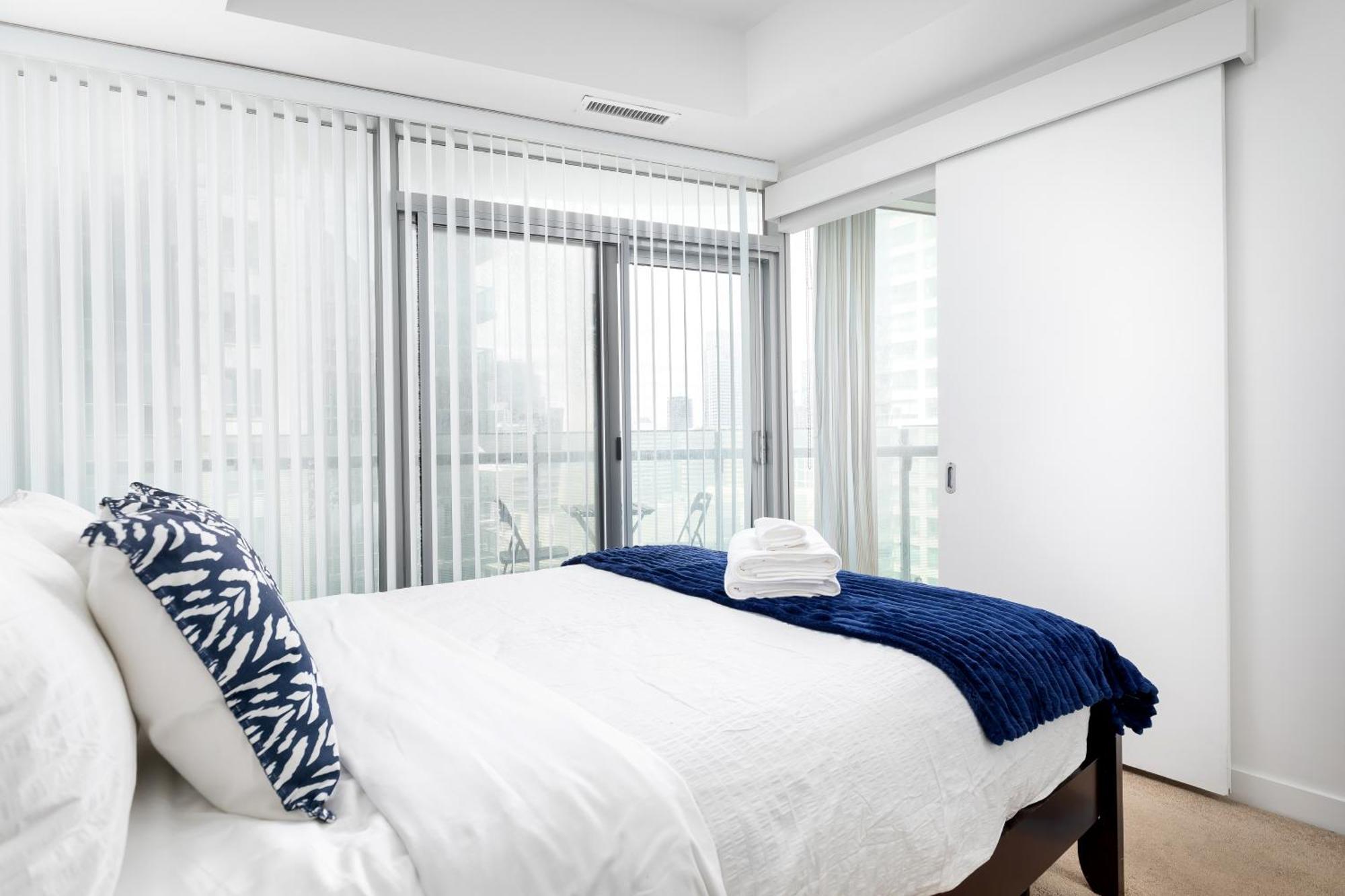 Downtown Toronto Condo Near Cn Tower, Scotiabank Arena, Rogers Centre, Union Station 外观 照片