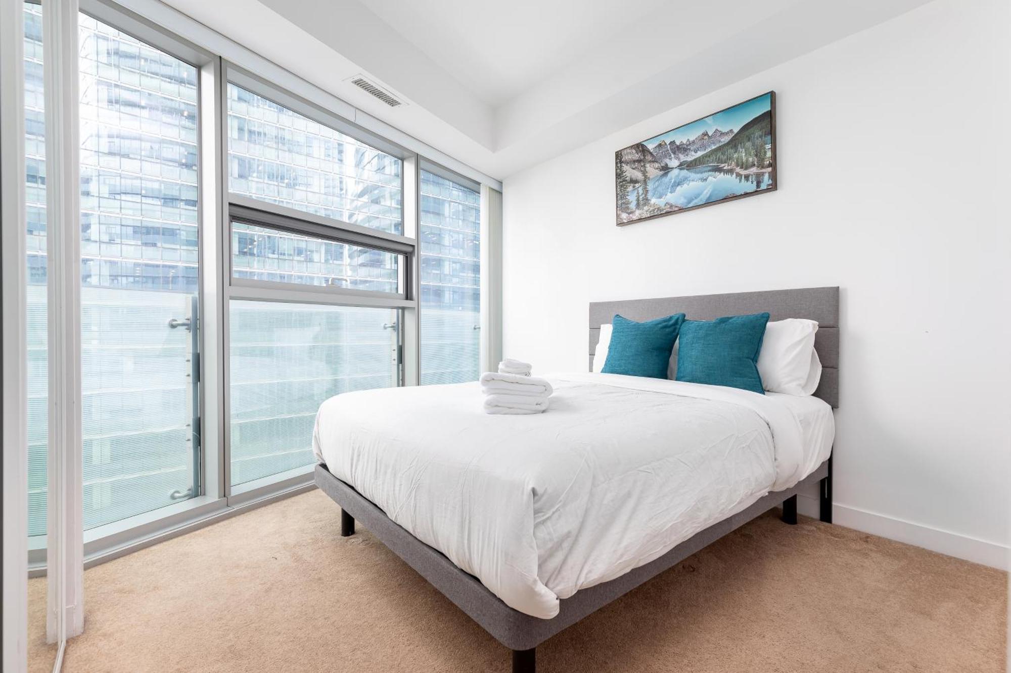 Downtown Toronto Condo Near Cn Tower, Scotiabank Arena, Rogers Centre, Union Station 外观 照片